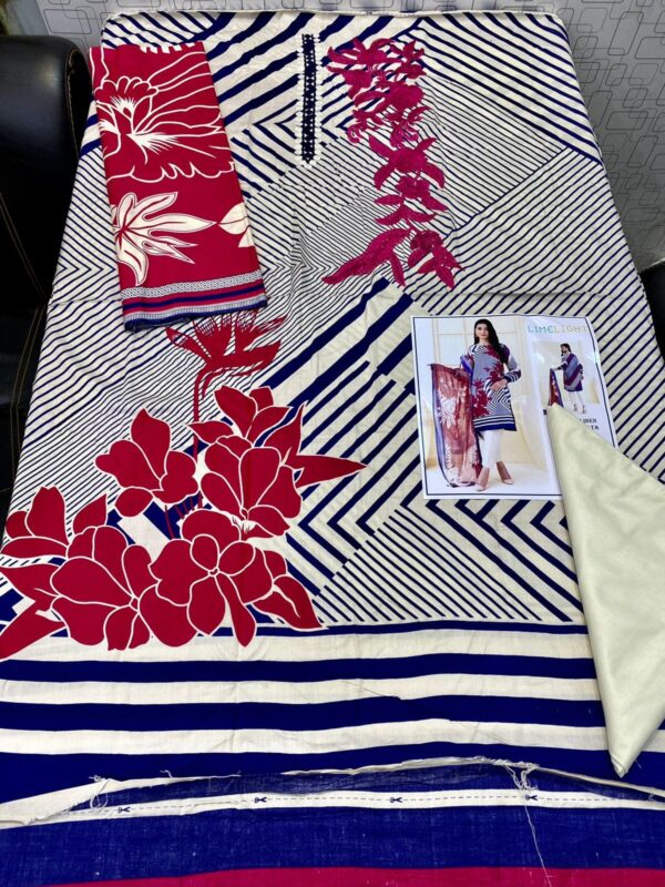 https://ladiesfashionwear.com/wp-content/uploads/2021/09/IMG-20210924-WA0095-600x800.jpg